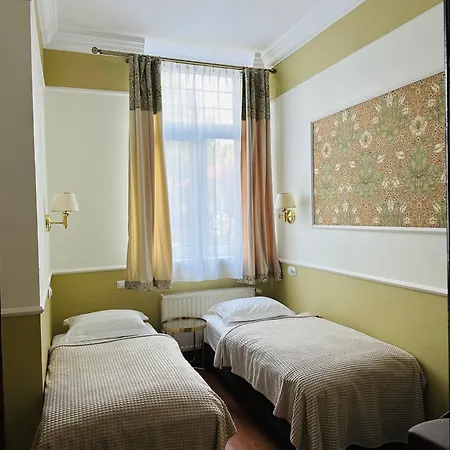 Pałacyk Pensjonat 3*